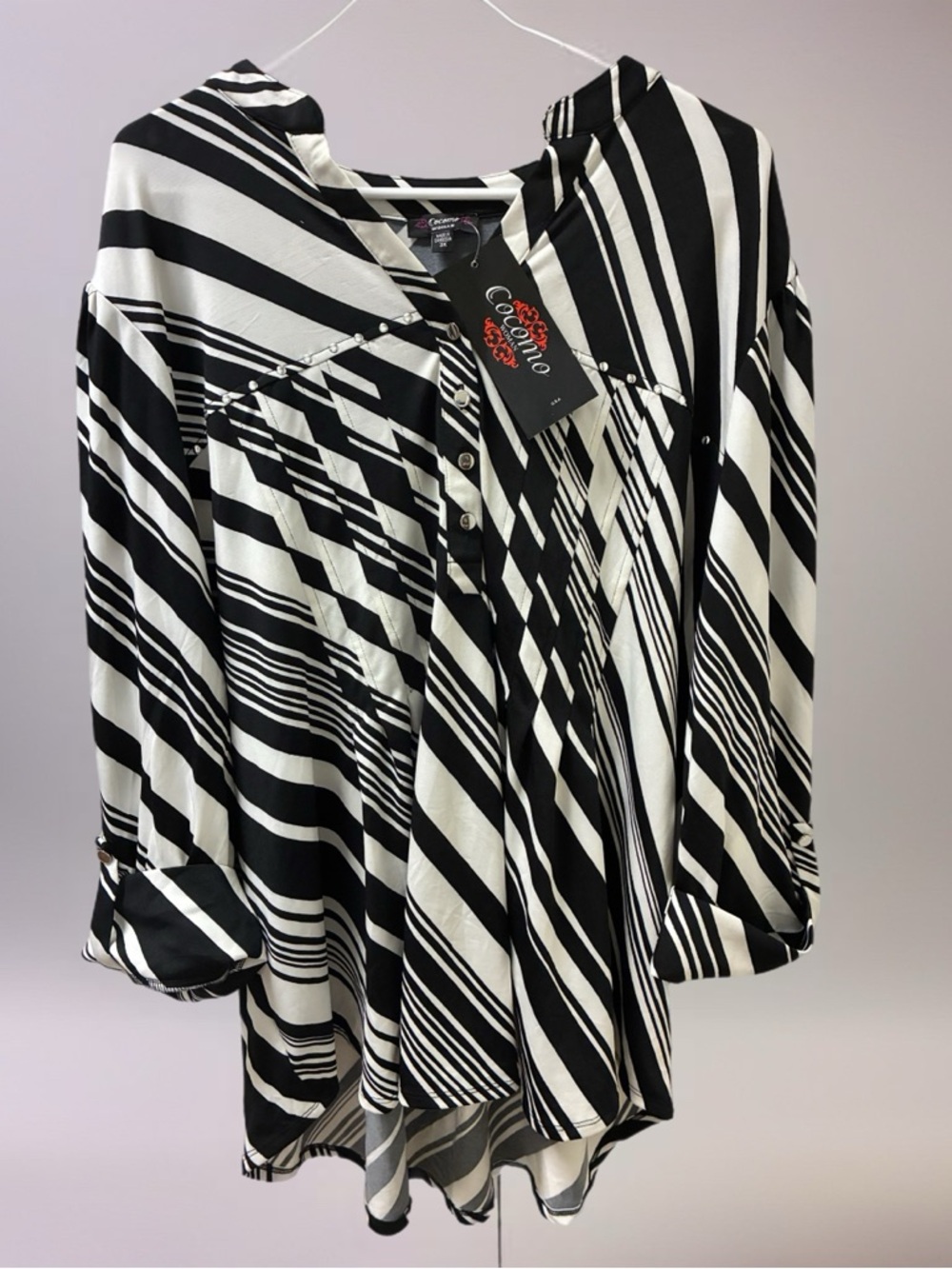 Cocomo Women’s Black & White Diagonal Stripe Tunic Size 3X